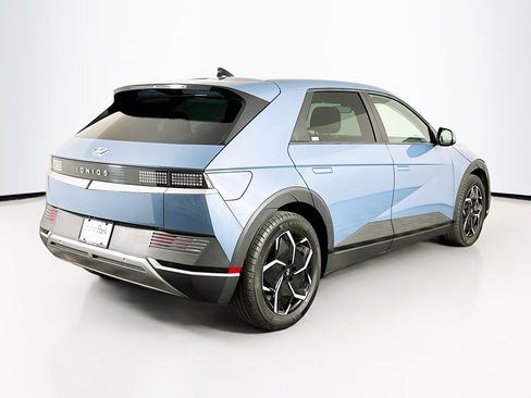 Used 2024 Hyundai Ioniq 5 SEL image 9