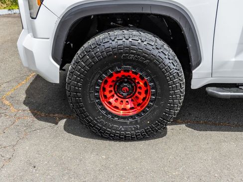 Used 2023 Toyota Tundra SR5 AWD/4WD image 12