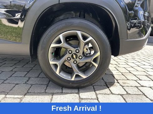 Used 2024 Chevrolet Trax LT FWD image 11