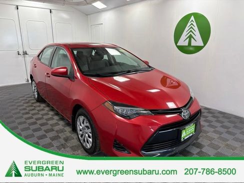 Used 2017 Toyota Corolla LE FWD image 1