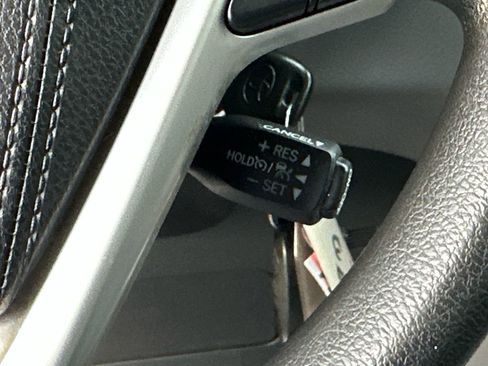Used 2019 Toyota Sienna L FWD image 27