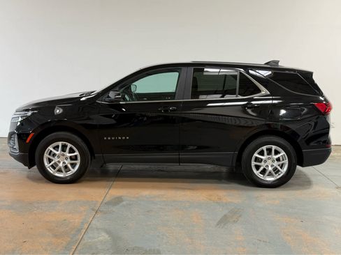 Certified 2022 Chevrolet Equinox LT AWD/4WD image 2
