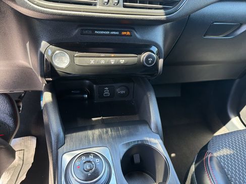 Used 2024 Ford Escape ST-Line w/ Tech Pack #1 image 21