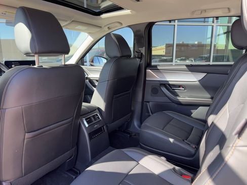 Used 2024 MAZDA CX-90 Plug-In Hybrid w/ Preferred image 31