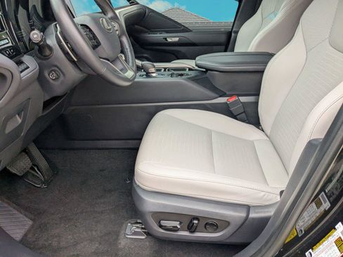 Certified 2025 Lexus TX 350 AWD w/ Technology Package image 5