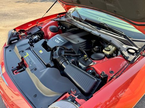 Used 2003 Ford Thunderbird image 68