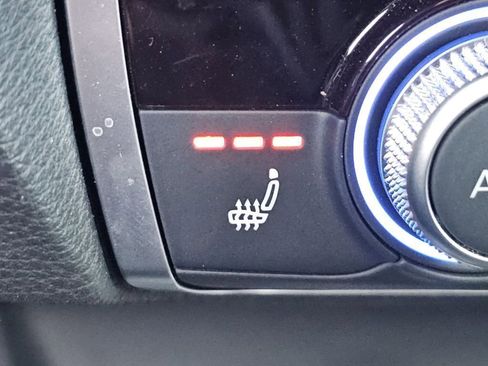 Used 2020 Audi Q3 2.0T Premium Plus image 13