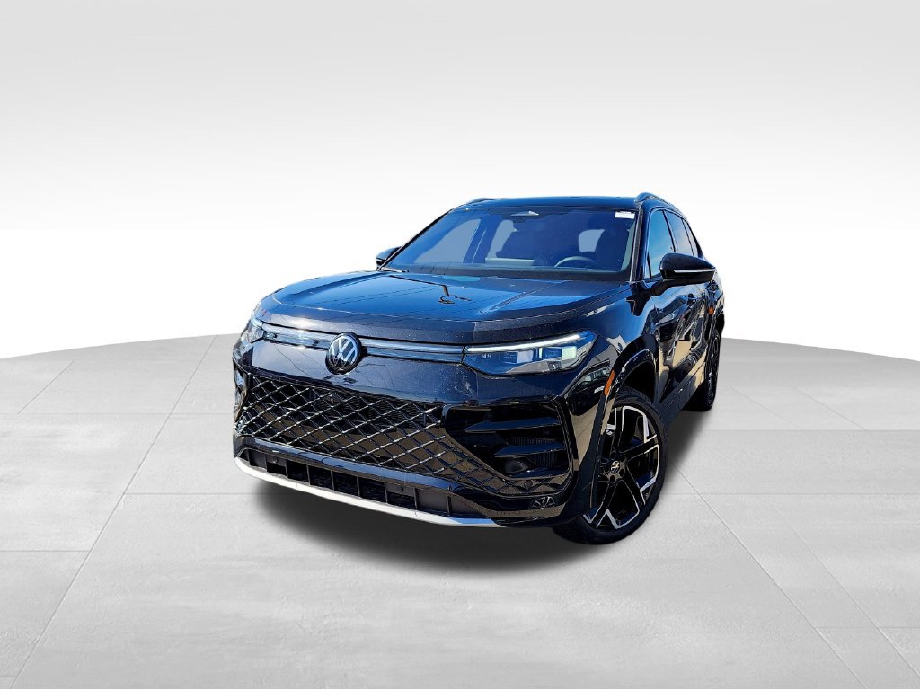 New 2026 Volkswagen Tiguan SEL R-Line AWD/4WD image 3