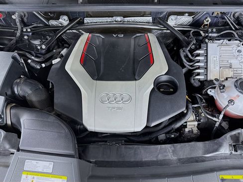 Used 2018 Audi SQ5 Prestige image 32