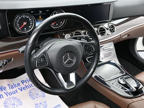 Used 2017 Mercedes-Benz E 300 4MATIC image 15