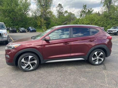 Used 2017 Hyundai Tucson Sport w/ Cargo Package AWD/4WD image 2