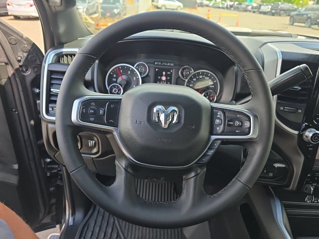 Used 2025 RAM 2500 Big Horn AWD/4WD image 15