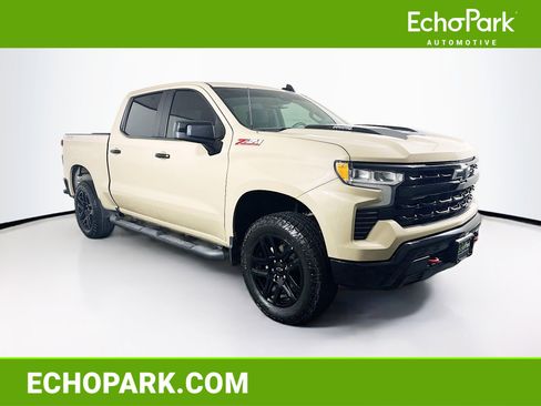 Used 2022 Chevrolet Silverado 1500 LT Trail Boss w/ Convenience Package II image 1