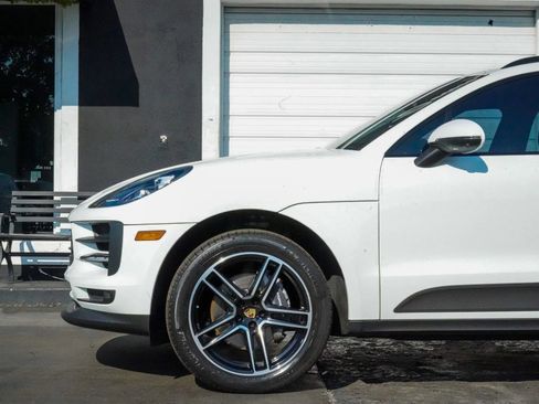 Used 2021 Porsche Macan AWD/4WD image 13
