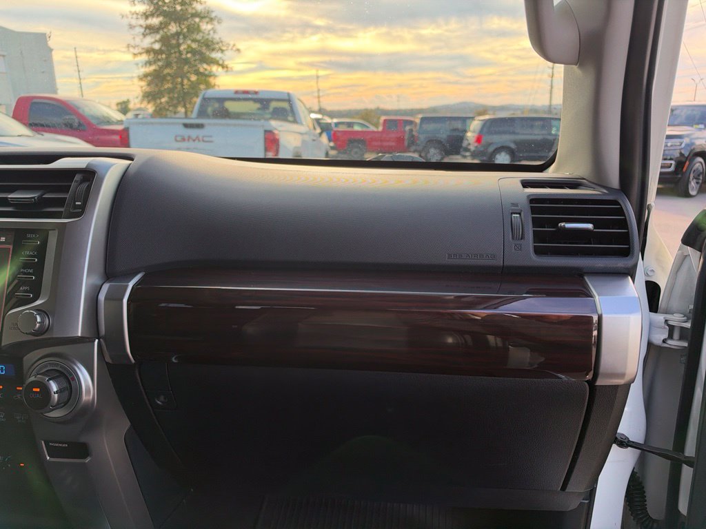 Used 2021 Toyota 4Runner Limited AWD/4WD image 16