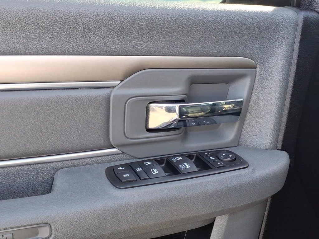 Used 2014 RAM 2500 Big Horn AWD/4WD image 4