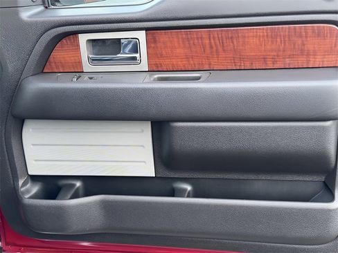 Used 2010 Ford F150 Lariat image 29