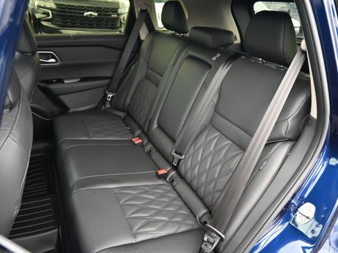 Used 2025 Nissan Rogue Platinum w/ Platinum Premium Package FWD image 30