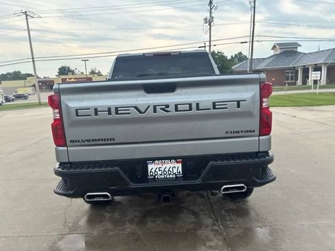 Used 2024 Chevrolet Silverado 1500 Custom Trail Boss w/ LPO, Dark Essentials Package AWD/4WD image 10