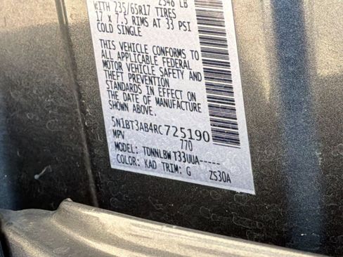 Used 2024 Nissan Rogue S AWD/4WD image 24