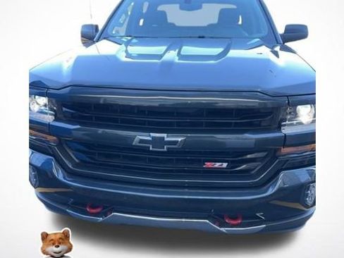 Used 2018 Chevrolet Silverado 1500 LT w/ All Star Edition image 4