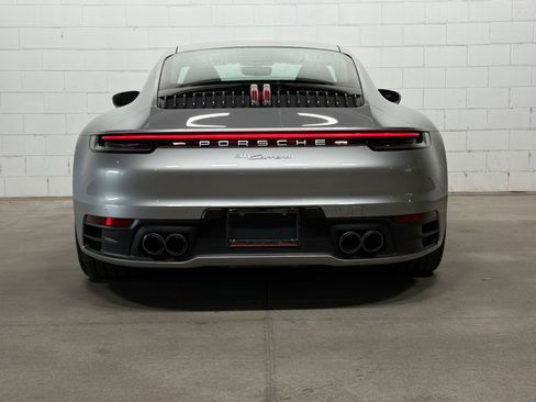 Used 2024 Porsche 911 Carrera RWD image 8