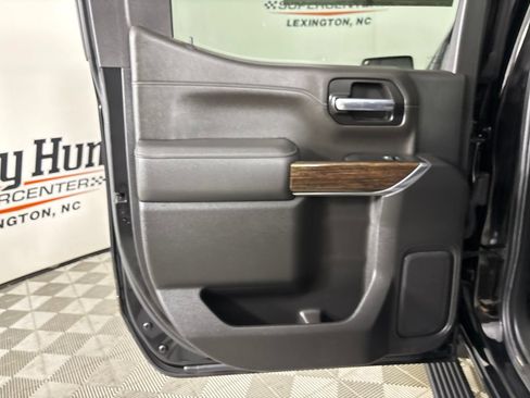 Used 2021 GMC Sierra 1500 SLE AWD/4WD image 19