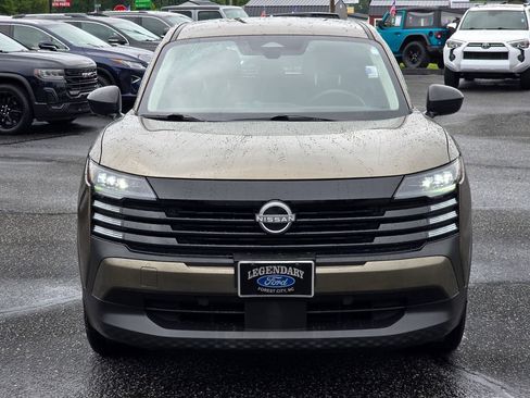 Used 2025 Nissan Kicks S FWD image 22