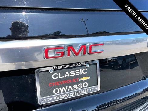 Used 2023 GMC Yukon XL Denali AWD/4WD image 24