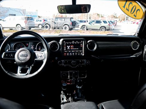 Used 2021 Jeep Wrangler Unlimited Rubicon 4xe w/ Cold Weather Group image 28