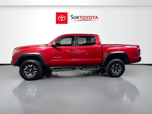 Used 2022 Toyota Tacoma TRD Off-Road image 7