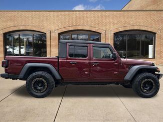 Used 2021 Jeep Gladiator Sport w/ Trailer Tow Package AWD/4WD video 4