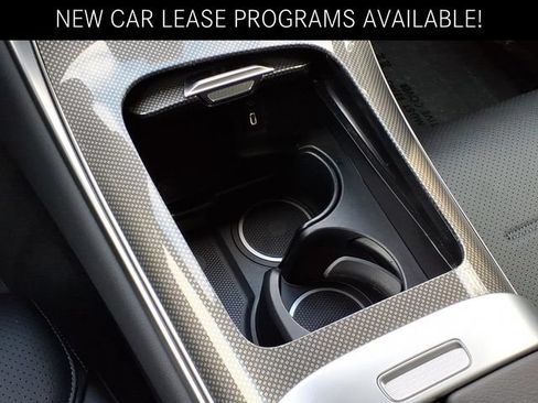Used 2026 Mercedes-Benz GLC 300 image 7