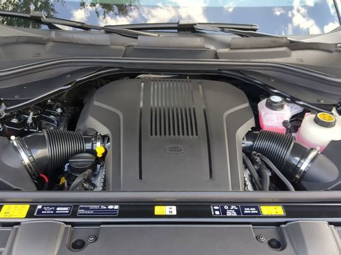 New 2026 Land Rover Range Rover SE AWD/4WD image 15