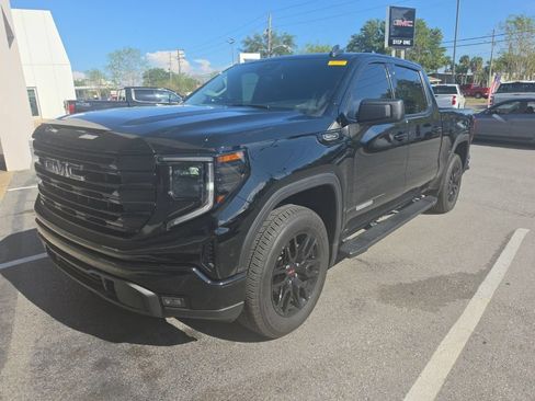 Used 2024 GMC Sierra 1500 Elevation w/ LPO, Elevation Black Package AWD/4WD image 4