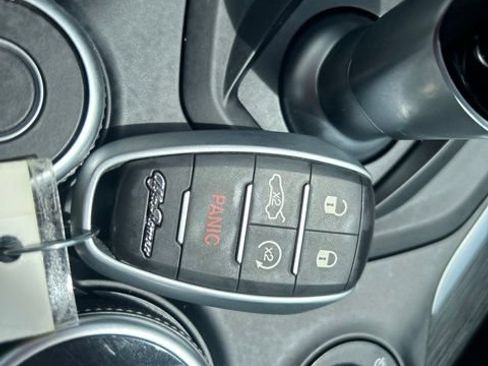 Used 2018 Alfa Romeo Giulia AWD image 45
