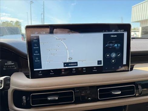 Used 2021 Lincoln Nautilus Reserve w/ Equipment Group 201A image 7