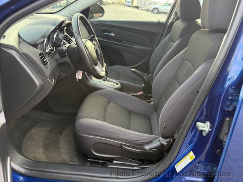 Used 2012 Chevrolet Cruze LT w/ All-Star Edition image 9