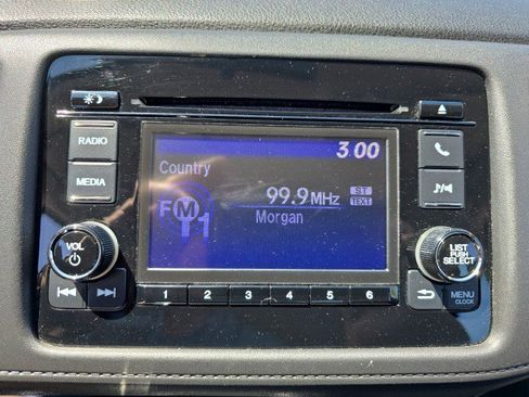 Used 2019 Honda HR-V LX image 24