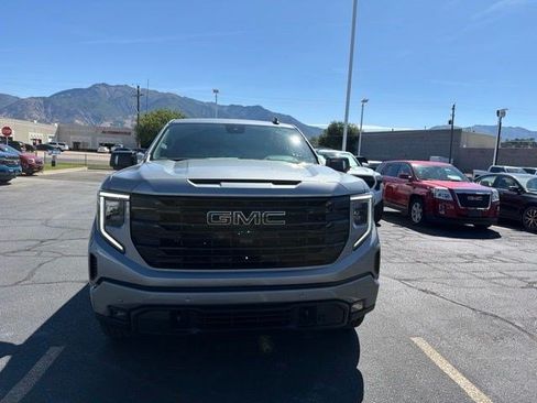 Used 2026 GMC Sierra 1500 Elevation w/ Elevation Premium Package AWD/4WD image 2