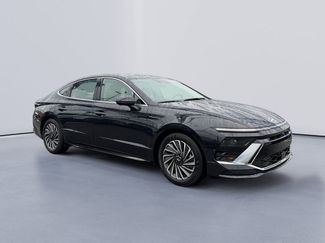 Certified 2025 Hyundai Sonata Limited FWD video 1