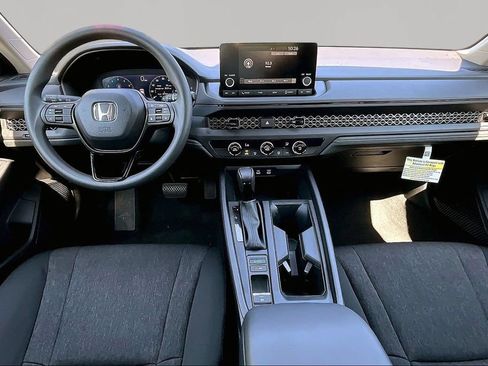 Certified 2025 Honda Accord LX image 7