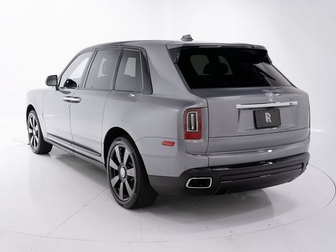 Certified 2023 Rolls-Royce Cullinan w/ Dark Exterior Package AWD/4WD image 3