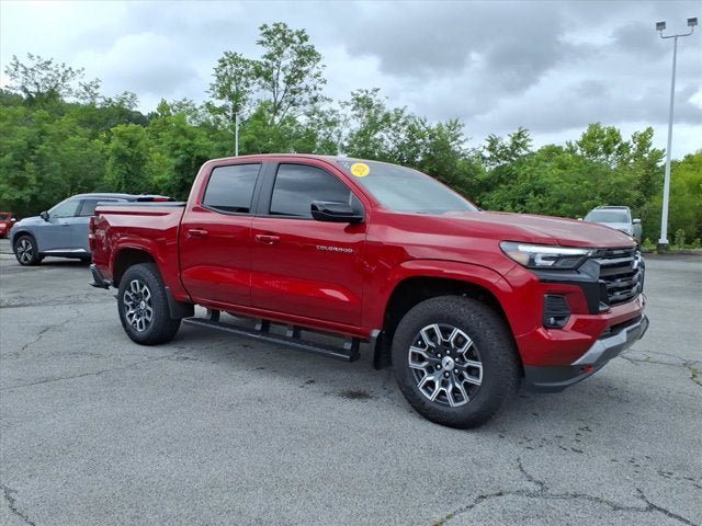 Used 2026 Chevrolet Colorado Z71 w/ Technology Package AWD/4WD image 14