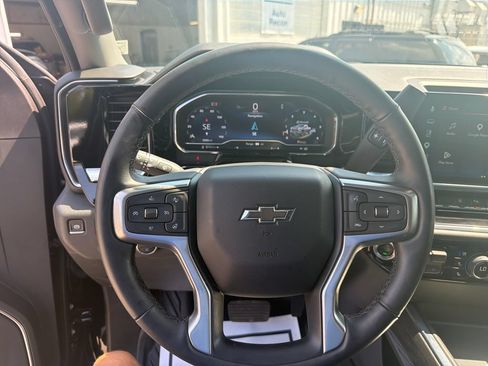 Used 2025 Chevrolet Silverado 2500 LTZ w/ Trail Boss Package AWD/4WD image 17