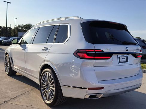 New 2026 BMW X7 xDrive40i AWD/4WD image 3