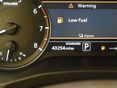 Used 2023 INFINITI QX50 Luxe FWD image 24