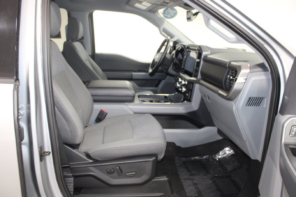 Used 2024 Ford F150 XLT w/ Equipment Group 302A MID AWD/4WD image 31