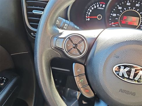 Used 2016 Kia Soul image 20