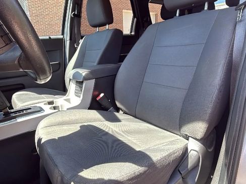 Used 2012 Ford Escape XLT FWD image 23